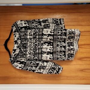 Kathmandu Imports black & white elephant top/ blouse. Ruffled scoop neck.